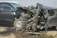 مصرع شخصين وإصابة 4 آخرين في حادث مروري بقنا