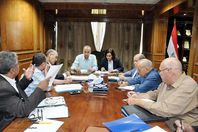 اجتماع المحافظ