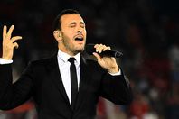 مشاهير شغلوا مهن عامة الشعب قبل نجوميتهم