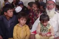 أب باكستاني