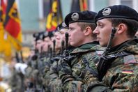 ألمانيا تبحث زيادة عدد جنودها في أفغانستان