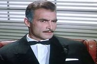 الفنان الراحل احمد مظهر