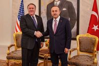 بومبيو فى تركيا