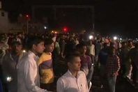 دهس قطار لحشد كبير من الناس بالهند