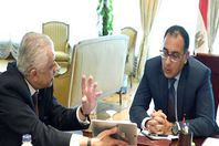 الدكتور مصطفى مدبولى رئيس الوزراء، والدكتور طارق شوقى وزير التعليم