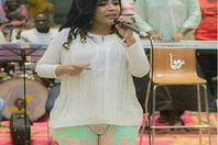 المطربة منى مجدي