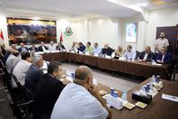 وفد من المخابرات المصرية يجتمع بقادة فصائل غزة