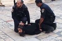 الاعتداء على الرهبان