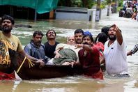 إعصار تيتلي بالهند