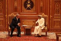 نتنياهو والسلطان قابوس