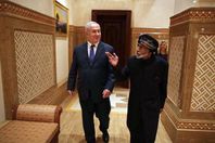 النفيسي : مسقط تطبّع مع إسرائيل بالمجان