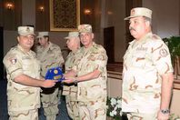 "زكى" يلتقي برجال قوات الدفاع الجوى