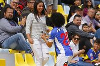 بيلو يخطب حبيبته