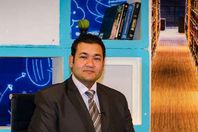 الدكتور محمد عمارة استشاري التسويق السياسي ورئيس لجنة التسويق والعلاقات العامة بحزب " المحافظين "