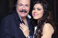 الراحل طلعت زكريا وابنته