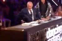 مغنية شهيرة