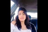 فتاة تقنع النساء بتعدد الزوجات