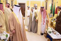 العاهل السعودي ومحمد بن سلمان والشيخ صباح