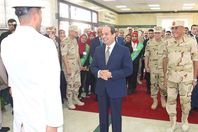 السيسي خلال افتتاح مصنع الغازات الطبية والصناعية