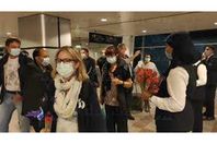 بعد توقف 7 أشهر.. مطارا الغردقة ومرسى علم يستقبلان 260 سائحا فرنسيا
