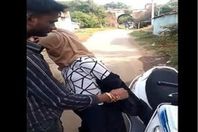 2021-637701595460565535-56