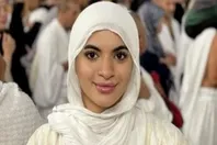 793209204366202510301245444544