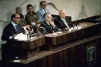 خطاب السادات بالكنيست