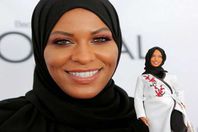 باربى ترتدى الحجاب