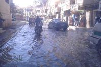 غرق شارع مستشفى الفيوم العام بمياه الصرف الصحى