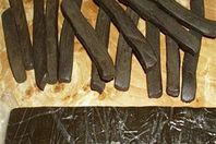 ضبط عاطل يقود سيارة مسروقة وبحوزته حشيش في بني سويف