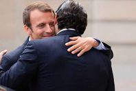 ماكرون يستقبل الحريرى