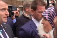 ماكرون والفتاة المغربية