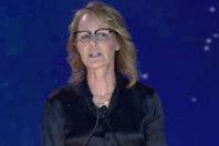 الممثلة هيلين هانت