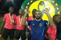 متعب ينتقد بكاري جاساما