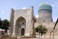 المساجد بأوزبكستان