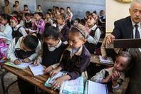 وزير التعليم وكثافة المدارس