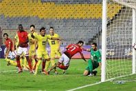 الاهلى والوصل فى مباراة الذهاب