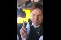 طيار برازيلي يشهر إسلامه