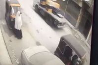 صورة من المقطع 
