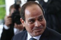 نوح : السيسي له " ألف عين"