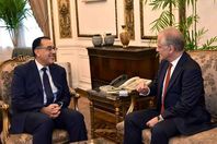 رئيس الوزراء يستقبل سفير اليونان الجديد في مصر