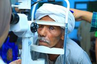 مبادرة عينك في عنينا