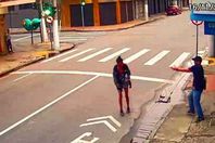 اطلاق النار على متسولة