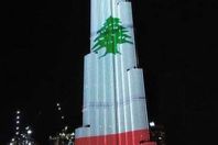 برج خليفة مضئ بعلم لبنان