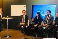 وزيرة السياحة