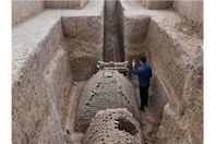 مقبرة عمرها 2241 عام 
