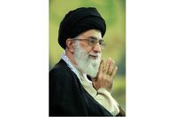 " خامنئى " 
