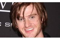 الممثل الأميركي إيدي هاسيل