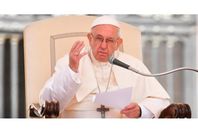 بابا الفاتيكان  
