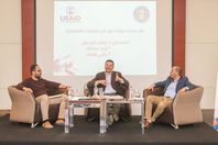 الدكتور إيهاب أبو عيش نائب وزير المالية للخزانة العامة